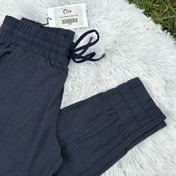 ZYIA Activewear Navy Blue Perfection Jogger Size Small NEW - Picture 7 of 16